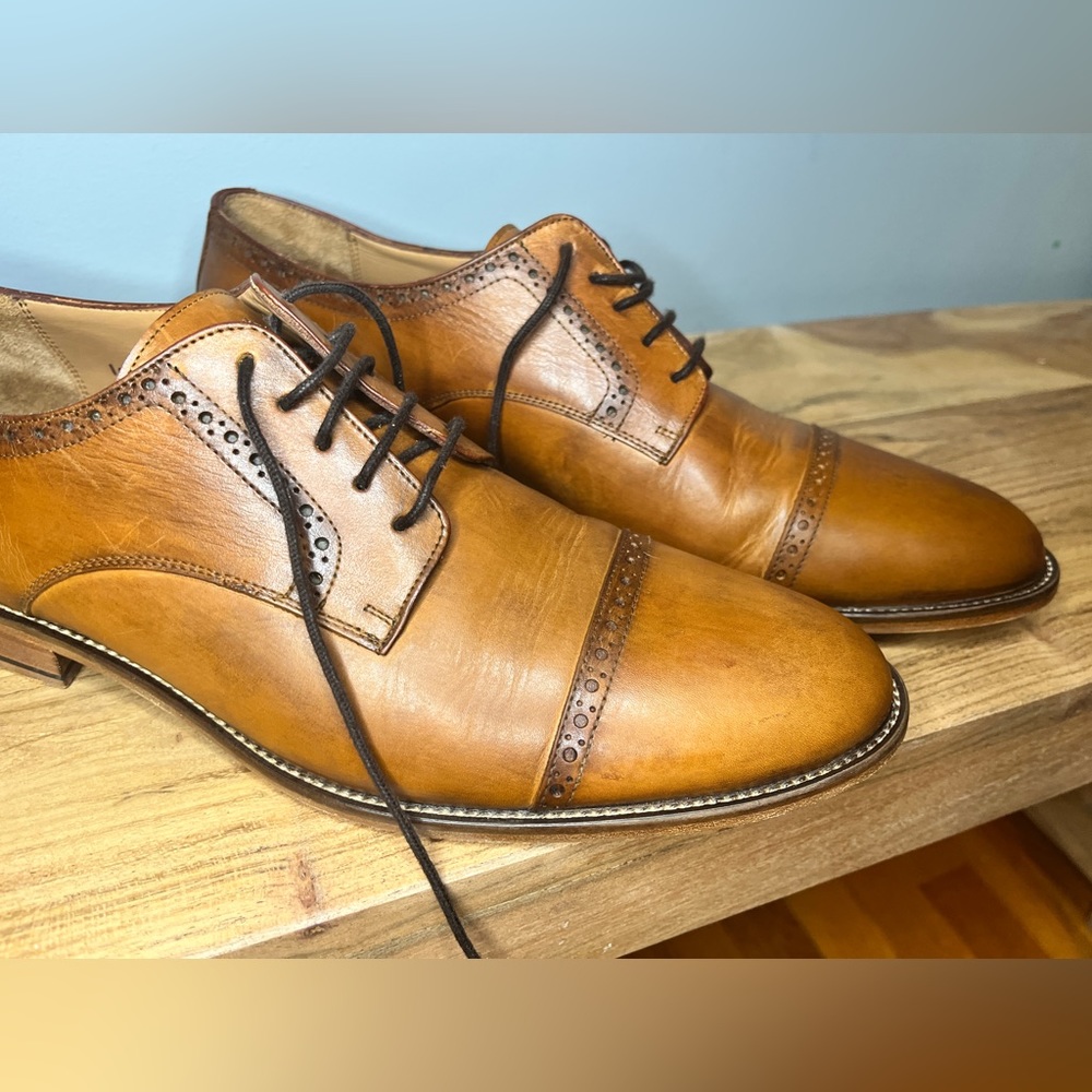 Alan Payne cap toe cognac/brown suede bucks. Size 10 M
